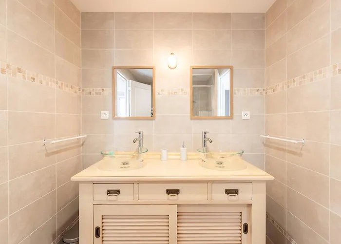 בית נופש Chez Lydie Dans Le Bearn Dognen